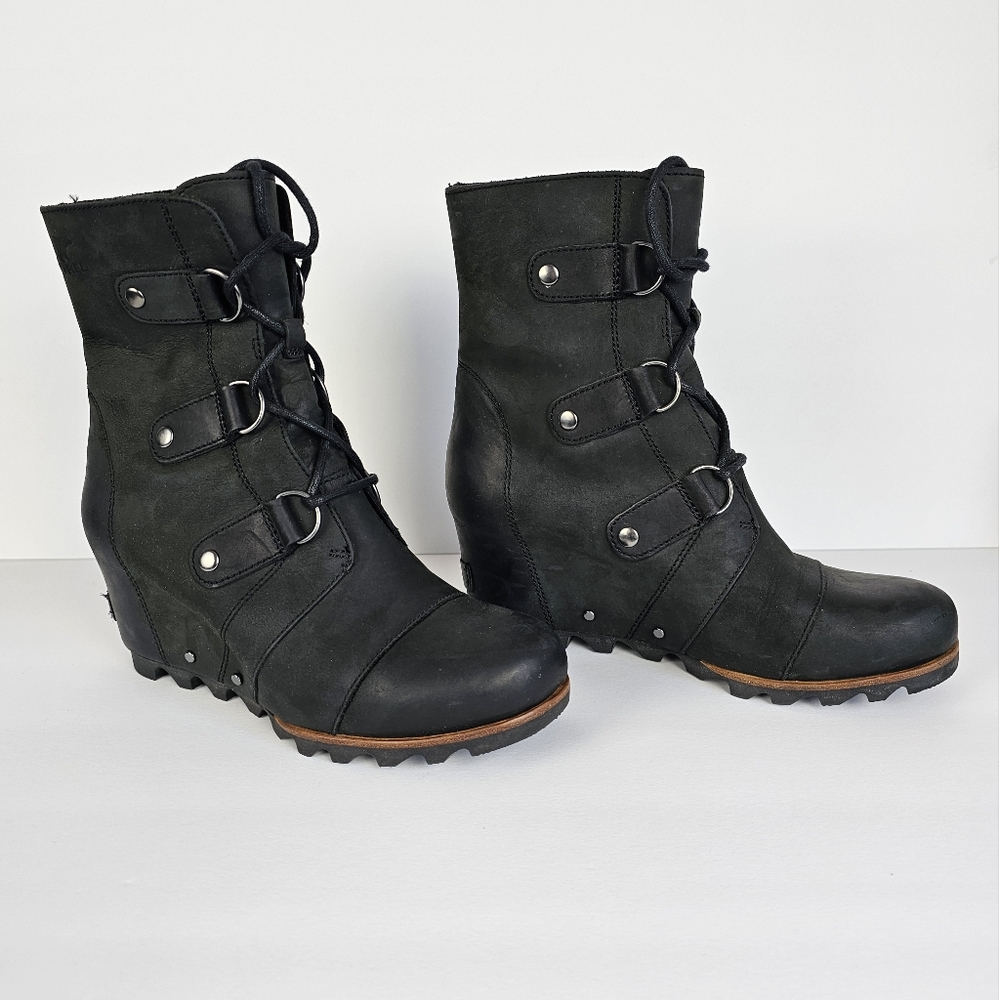 SOREL Joan of Arctic Wedge Lace Up Leather Boots 8.5 Black